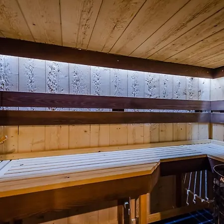 La Grange A Henry 8 Pers Ventron